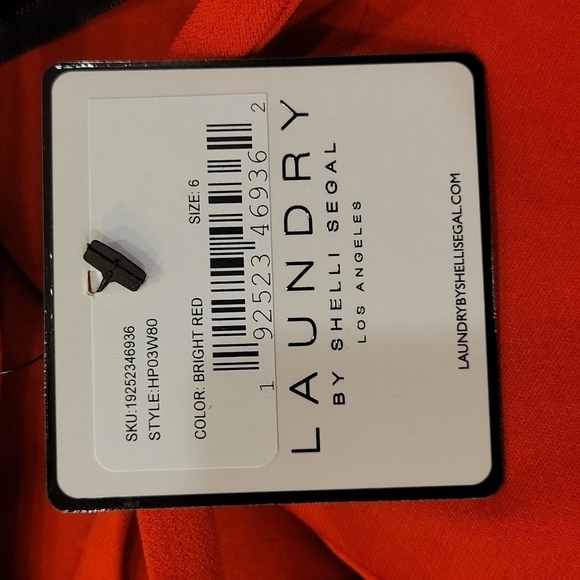 NWT LAUNDRY by Shelli Segal STRAIGHT LEG V-NECK JUMPSUIT Red 6 - Picture 4 of 4